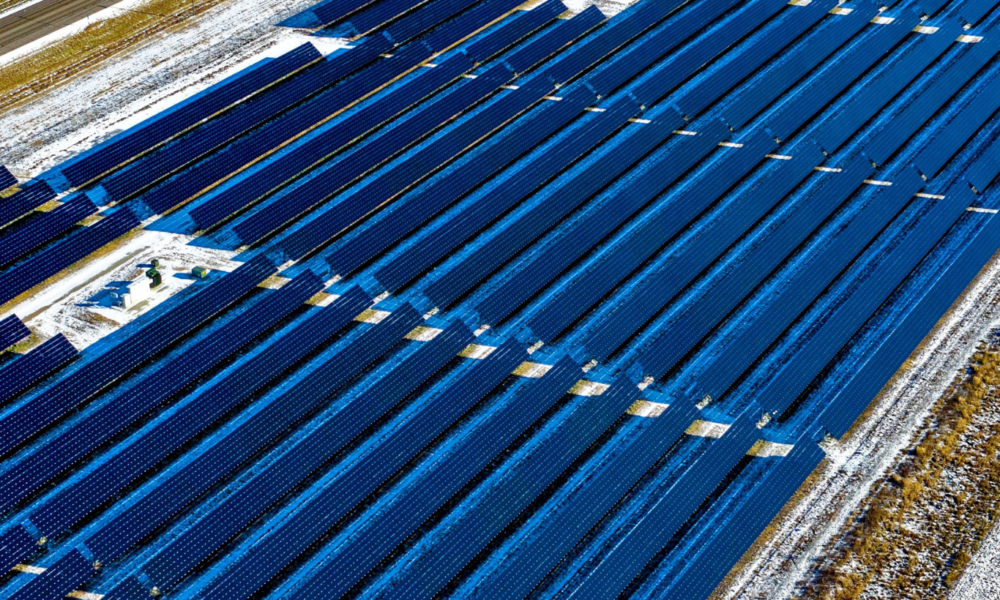 https://techmatrixs.com/best-solar-powered-gadgets-leomart/